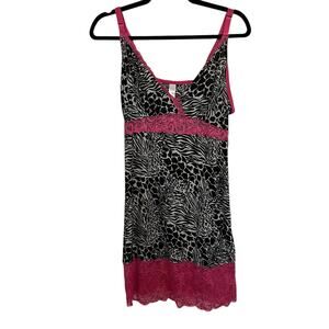 Delta Burke 1X Plus Size Chemise Nightgown Animal Print Black Pink Lace Trim